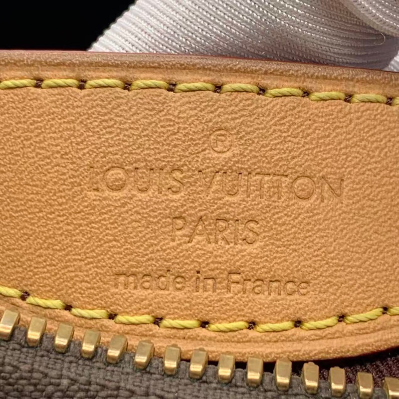 98新以上Lv路易威登黄牛角单肩斜挎包,芯片款尺寸29*16cm,配件肩带-9