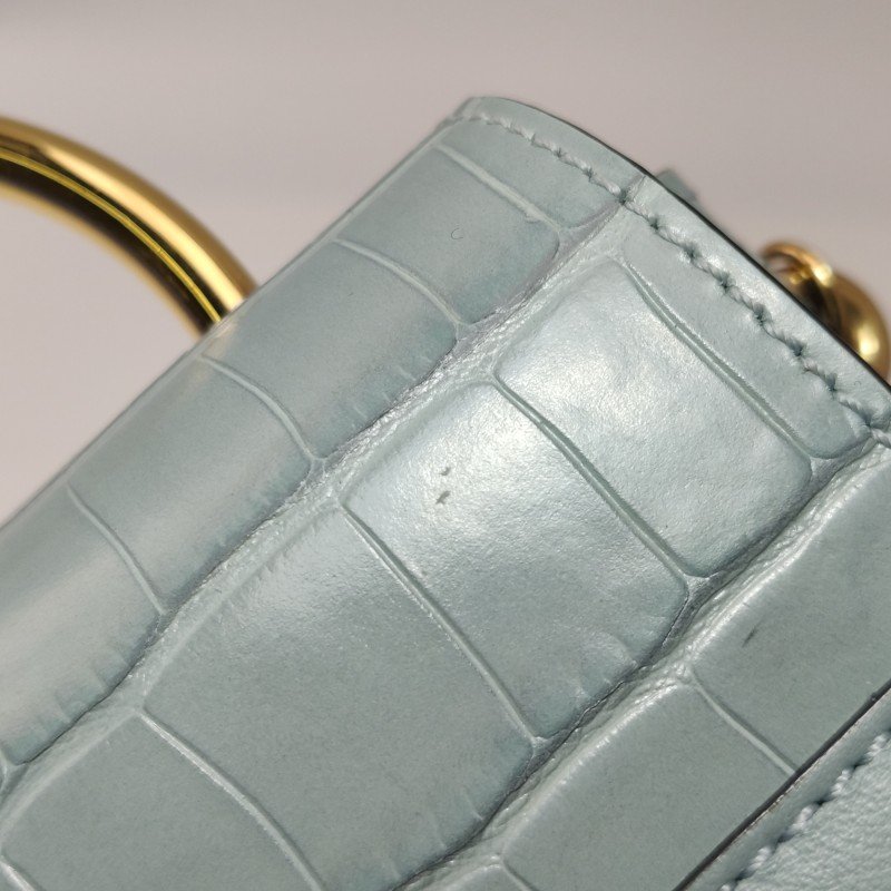 Chloe Aby Lock小號牛皮純色鱷魚紋Chloe徽標斜挎包-13