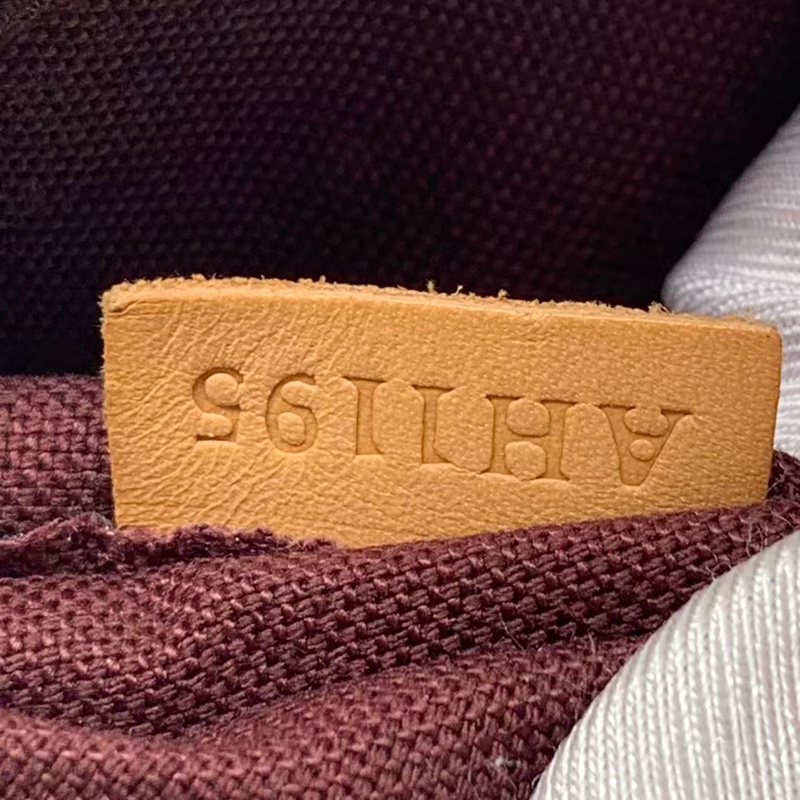 二手Lv turenne老花餃子包中號，設計簡單低調 復古又時髦，很經典的一款，原始成色，尺寸：27*25-6