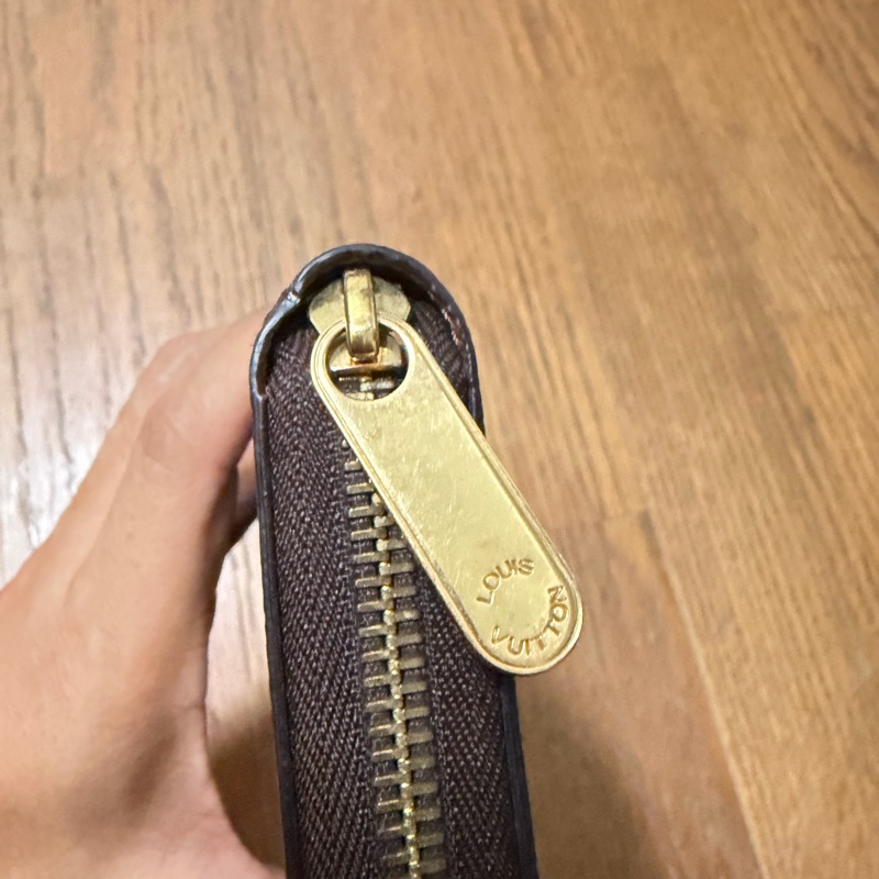 LV老花長夾-16