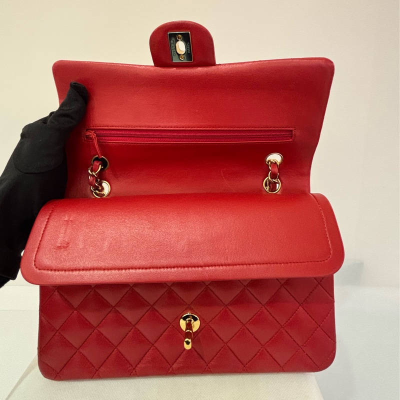 CHANEL紅羊皮金釦CF25-10