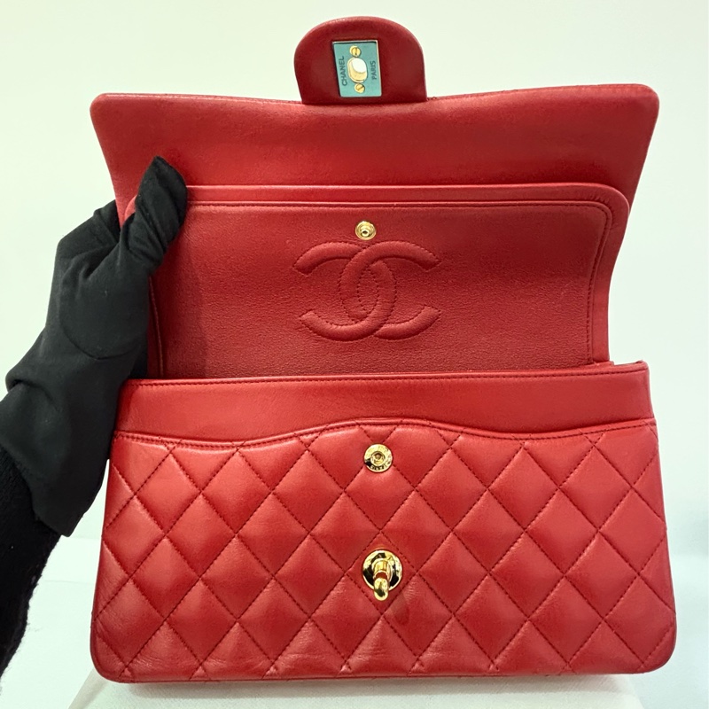 CHANEL紅羊皮金釦CF25-11