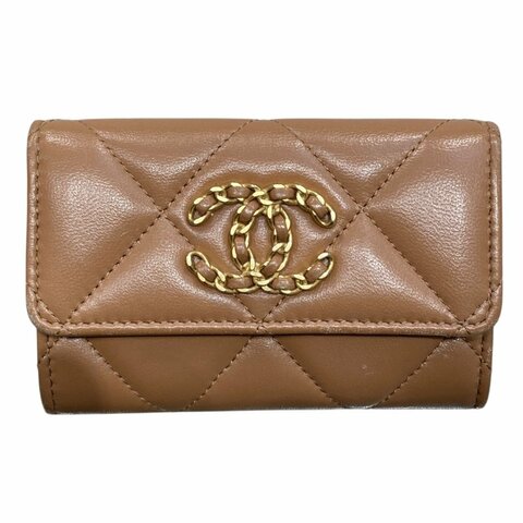 CHANEL 香奈兒 CHANEL19 羊皮 卡片夾 奶茶色 金釦