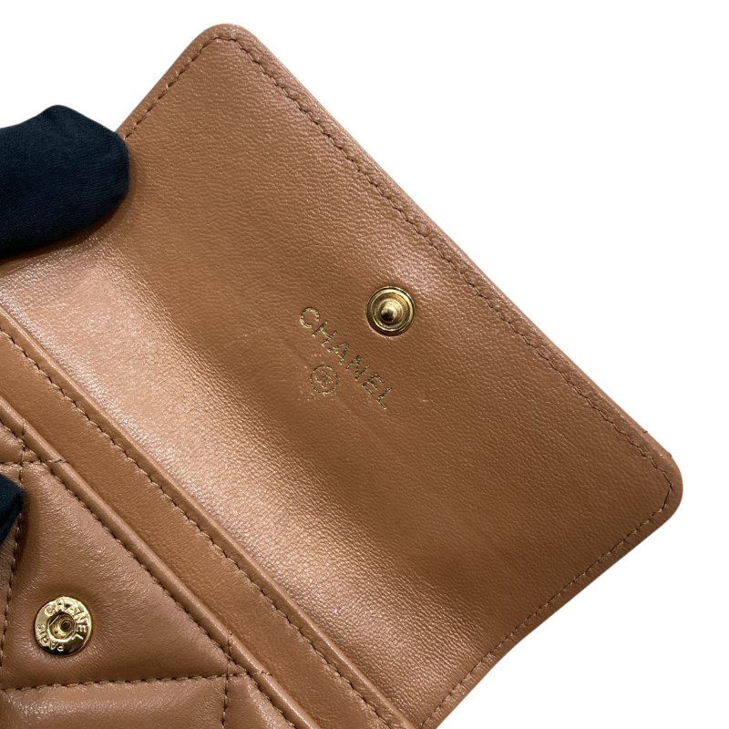 CHANEL 香奈兒 CHANEL19 羊皮 卡片夾 奶茶色 金釦-7