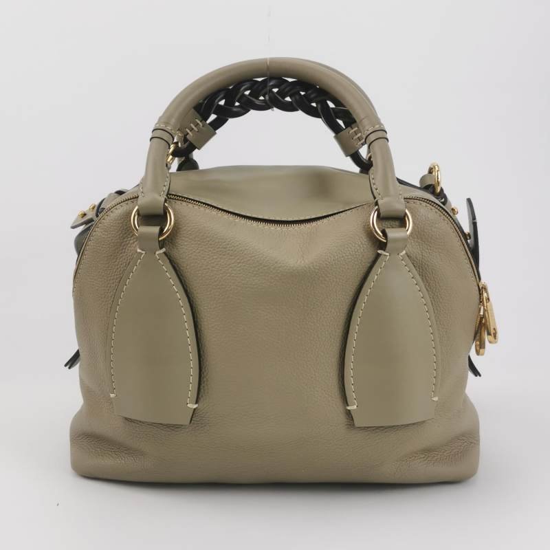 Chloe Daria牛皮純色字母Logo單肩包-4