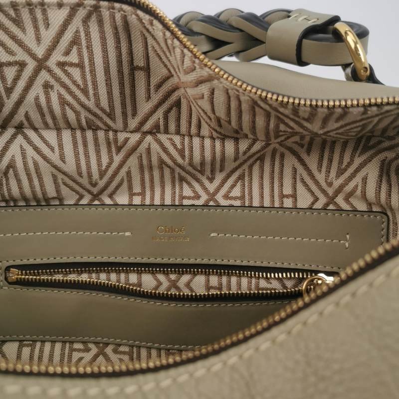 Chloe Daria牛皮純色字母Logo單肩包-7