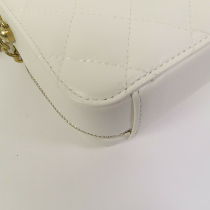 CHANEL 羊皮皮革Shoulder Bag金扣肩背袋-13