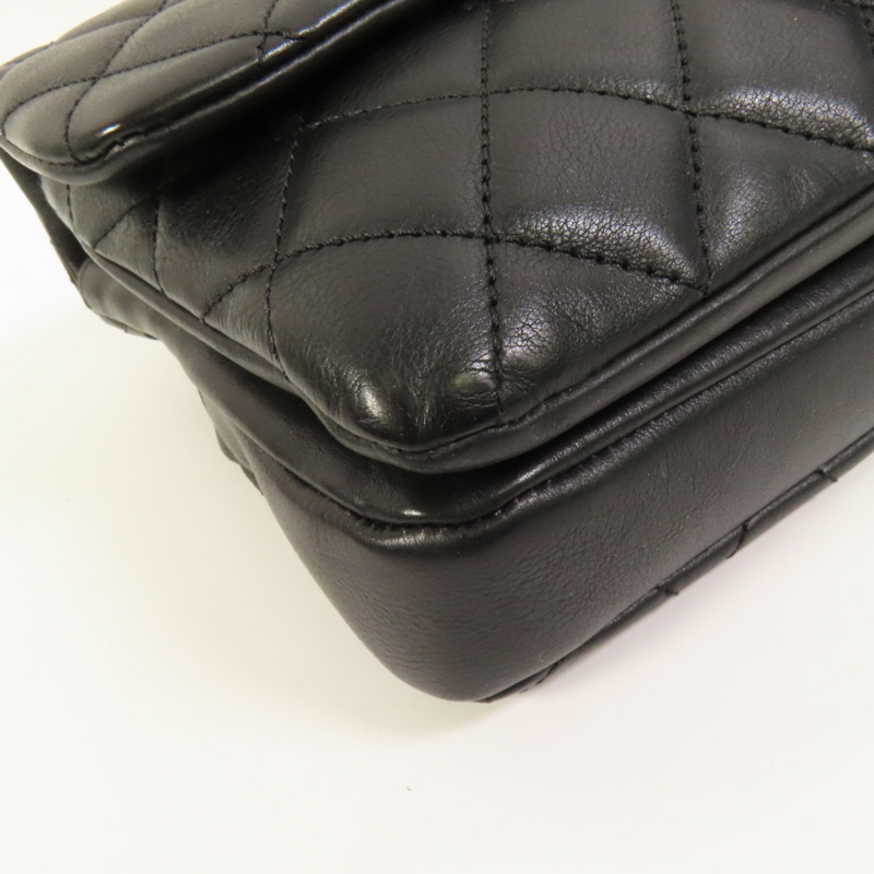 CHANEL 牛皮皮革Chain Shoulder金扣鏈帶肩背袋-12