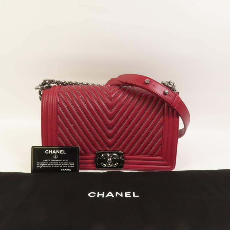 CHANEL 羊皮皮革Boy 25銀扣鏈帶肩背袋-10