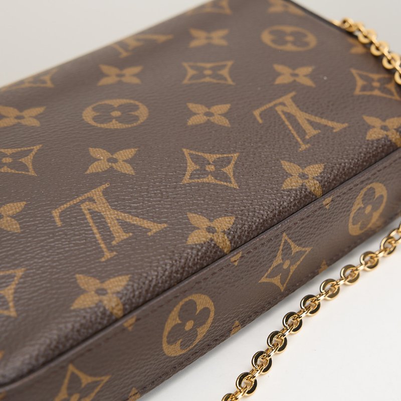 二手Lv woc 三合一鍊包/晶片款-10