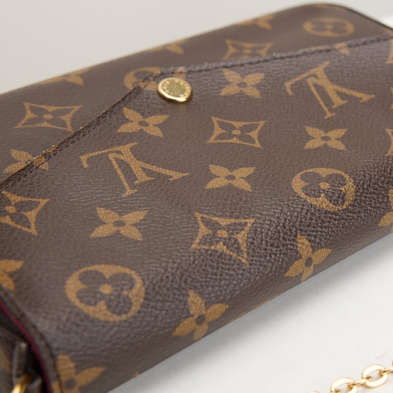 二手Lv woc 三合一鍊包/晶片款-13