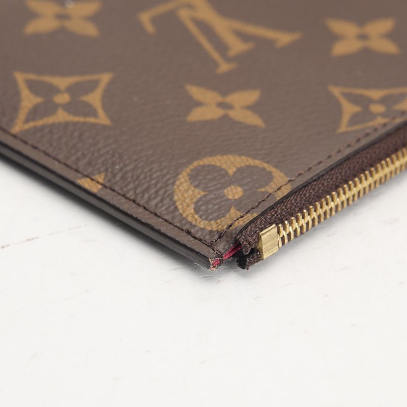 二手Lv woc 三合一鍊包/晶片款-23