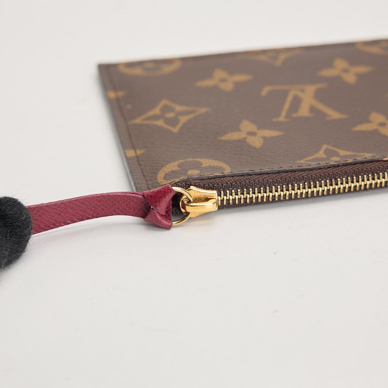 二手Lv woc 三合一鍊包/晶片款-26