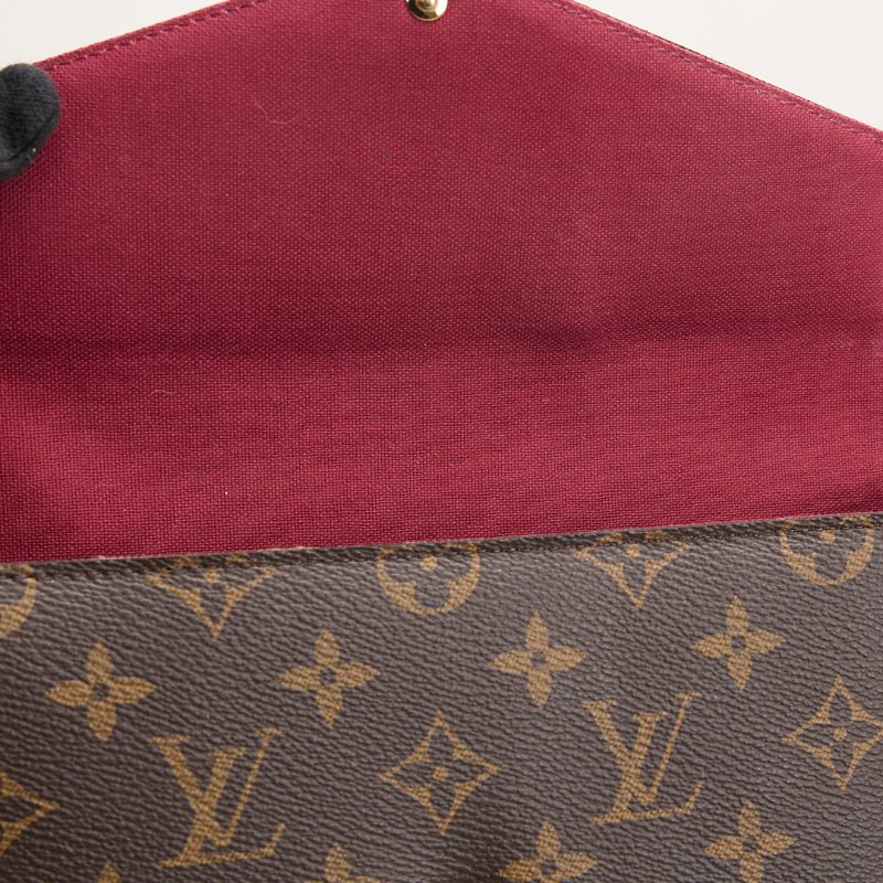 二手Lv woc 三合一鍊包/晶片款-27