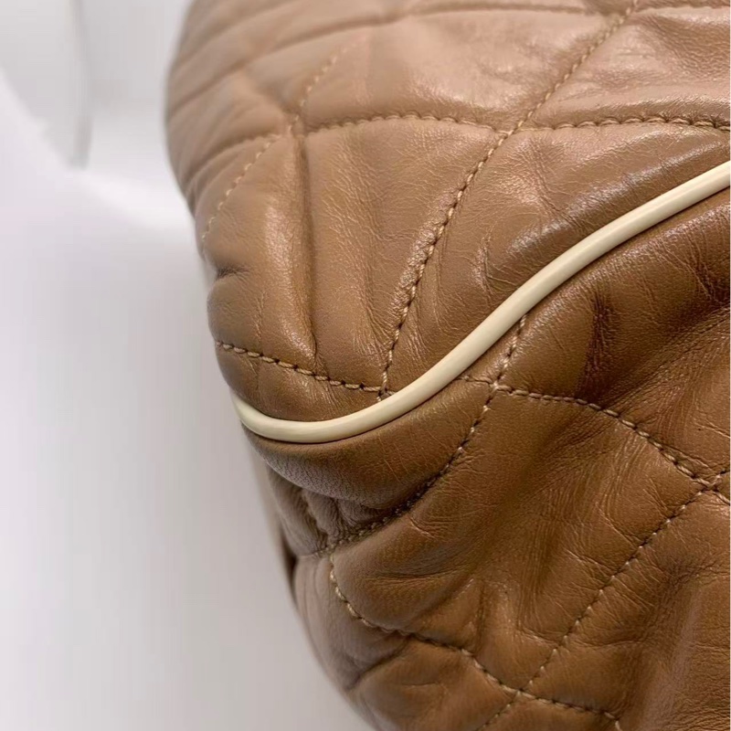 二手Chanel香奈兒2.55腋下包焦糖色拼白單肩包，鐳射12開-13