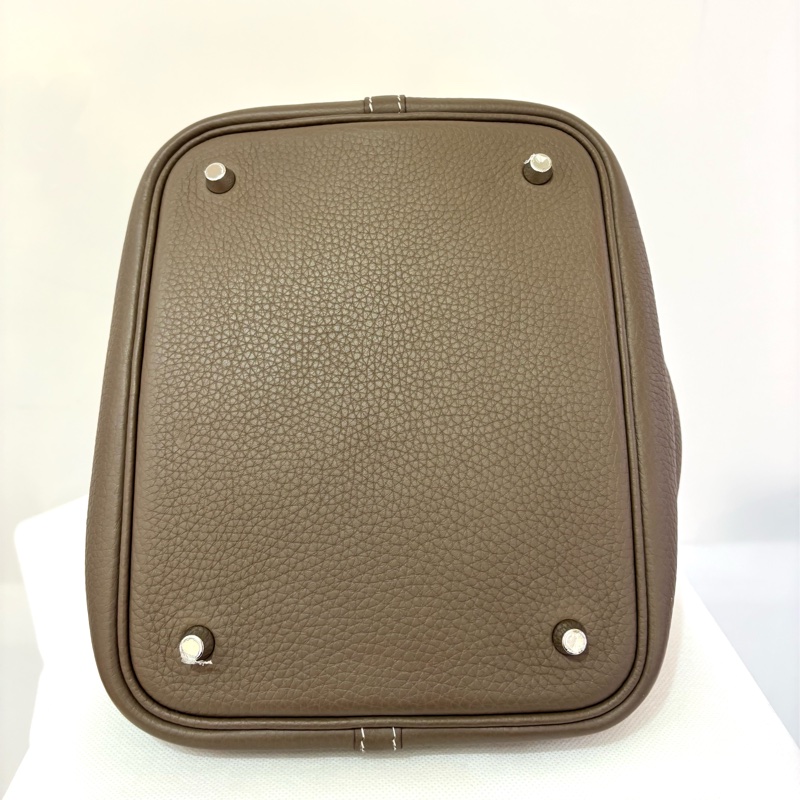 Hermes 大象灰銀釦 PICOTIN22-4