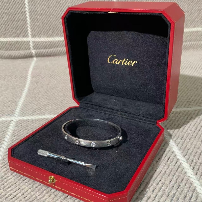 98 新卡地亞 Love 系列四鑽二代白金手鐲 17 號，2008 年購入-1
