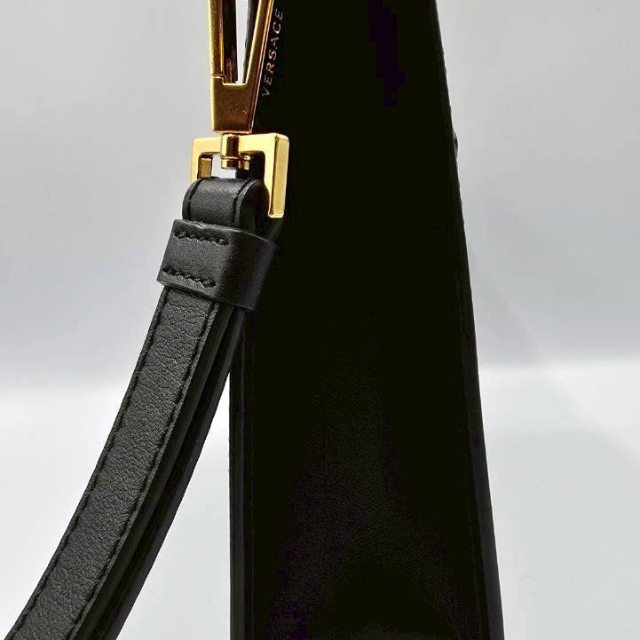 【舊愛新歡】VERSACE 黑色金女王頭LOGO手拿包-4