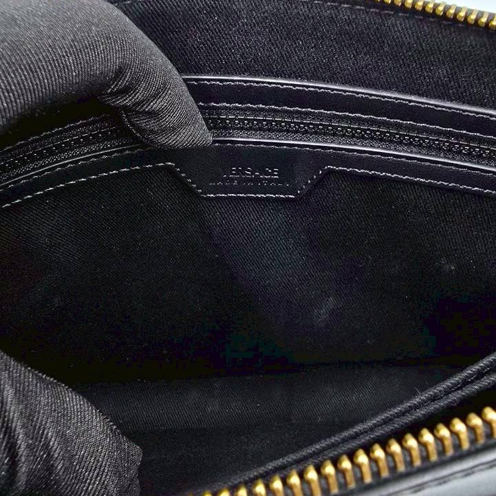 【舊愛新歡】VERSACE 黑色金女王頭LOGO手拿包-8