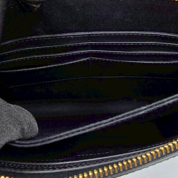 【舊愛新歡】VERSACE 黑色金女王頭LOGO手拿包-9