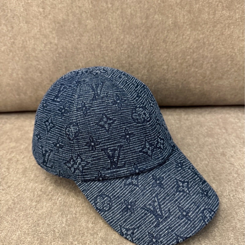 LV牛仔刺繡帽-1