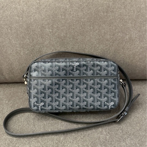 GOYARD灰色相機包