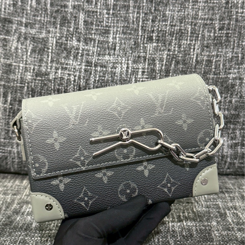 LV新款漸層steamer-1