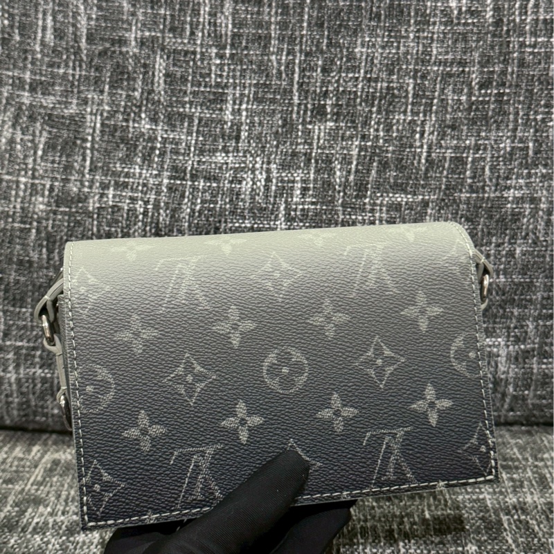 LV新款漸層steamer-2