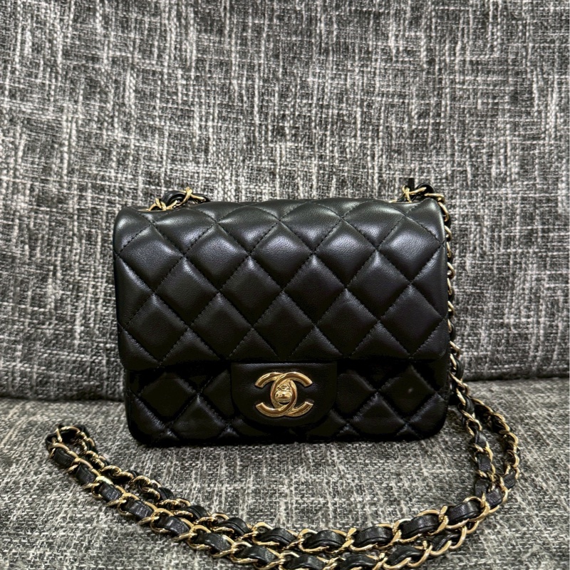 香奈兒黑金羊皮小方胖-0