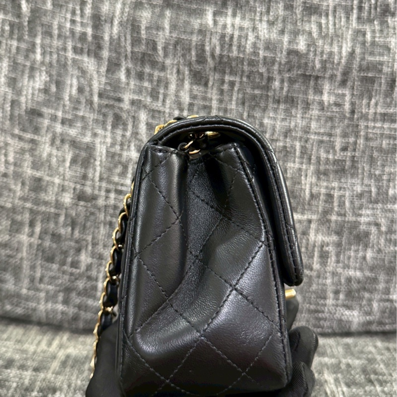 香奈兒黑金羊皮小方胖-2