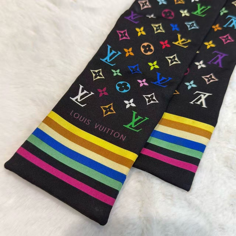 【村上隆xLV🌼 絕版限量款】 LV圍巾三彩Twilly絲巾-1