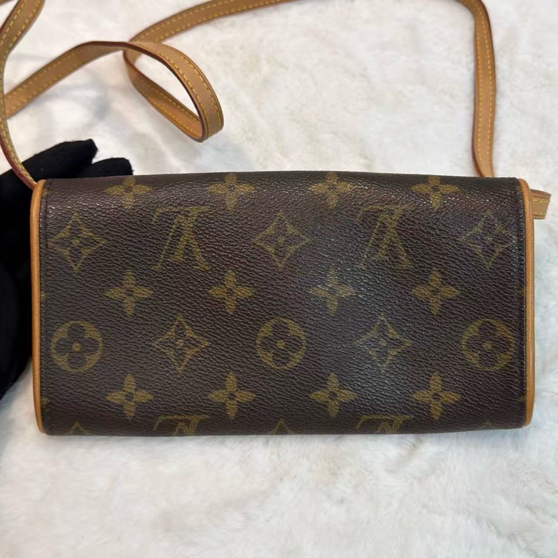 【懷舊絕版中古🕰️】LV WOC斜孭包-1