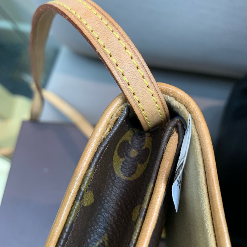 【懷舊絕版中古🕰️】LV WOC斜孭包-8