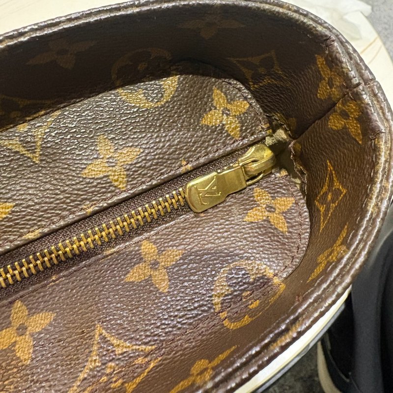 *SHIHNA名牌精品* LV M51155 Luco Tote Bag 大天心包-3