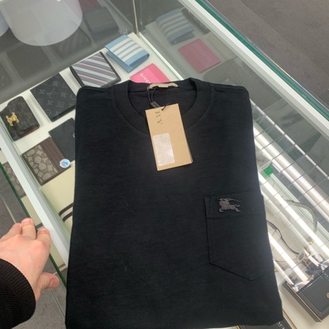 Burberry 長袖  size s    全新