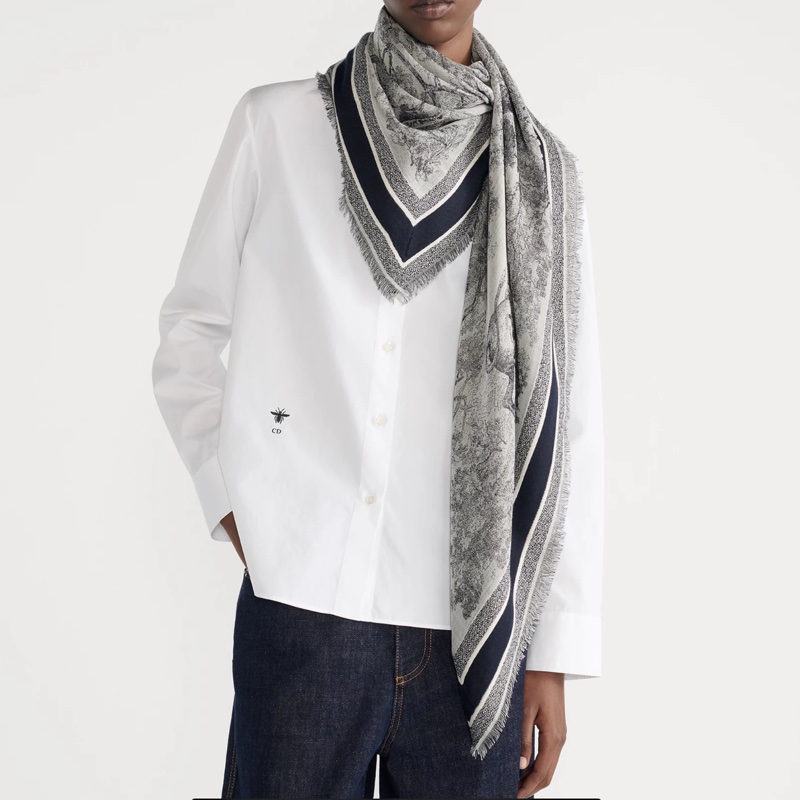 🖤Dior Toile de Joey法式印花圖騰披肩/DIor印花披肩/Dior法式披肩/Dior披肩/Dior圍巾/Dior絲巾 (花/鳥圖騰/14JOU140I142_C583)🖤無花果精品-5