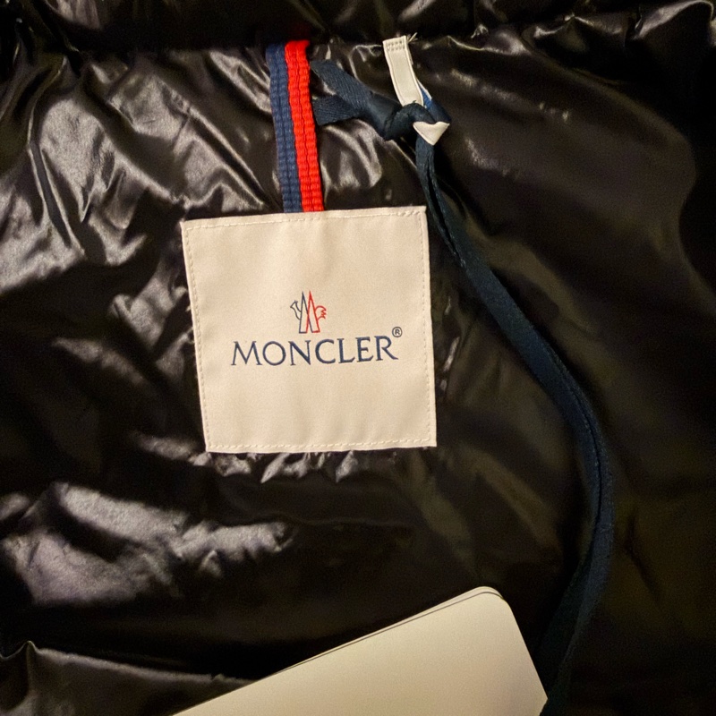 Moncler櫃上熱門款 經典Maire連帽短身羽絨外套 全新-7