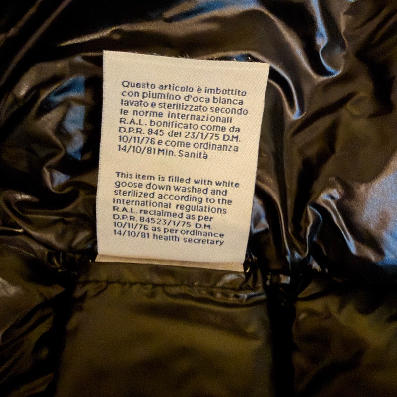 Moncler櫃上熱門款 經典Maire連帽短身羽絨外套 全新-10