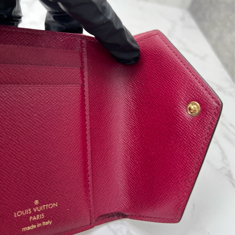 💗香緹國際精品💗 749 LV 三折短夾-8