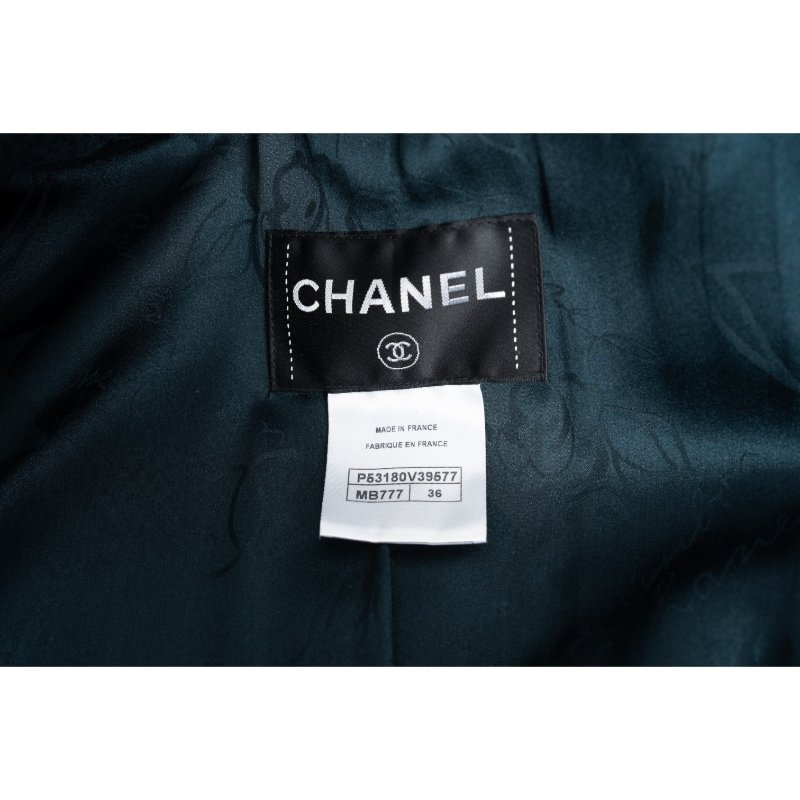 CHANEL香奈兒雙排扣粗呢喇叭大衣-2