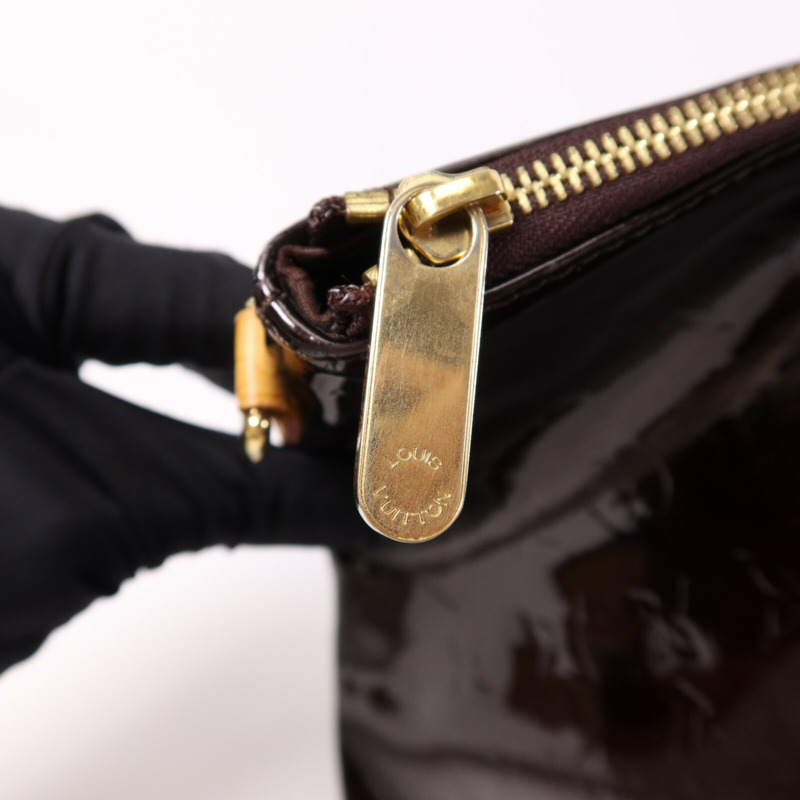 LOUIS VUITTON Monogram Vernis Bellevue GM金扣手挽袋-7