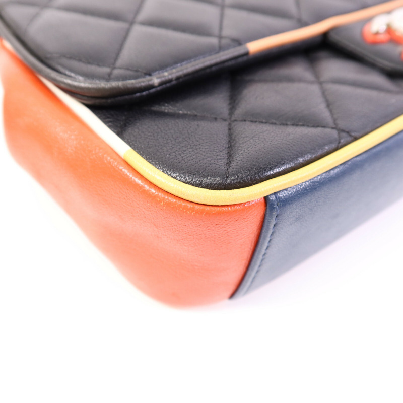 CHANEL 牛皮皮革Shoulder Bag銀扣鏈帶肩背袋-11