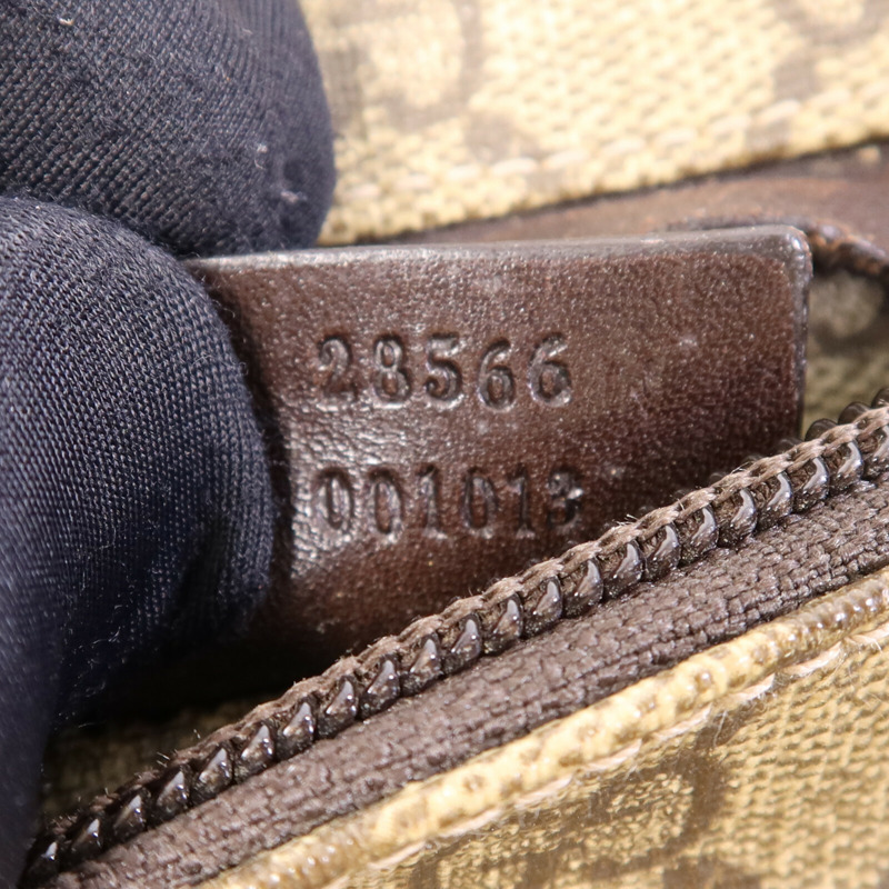 GUCCI 塗層帆布Belt Bag銀扣腰包-7