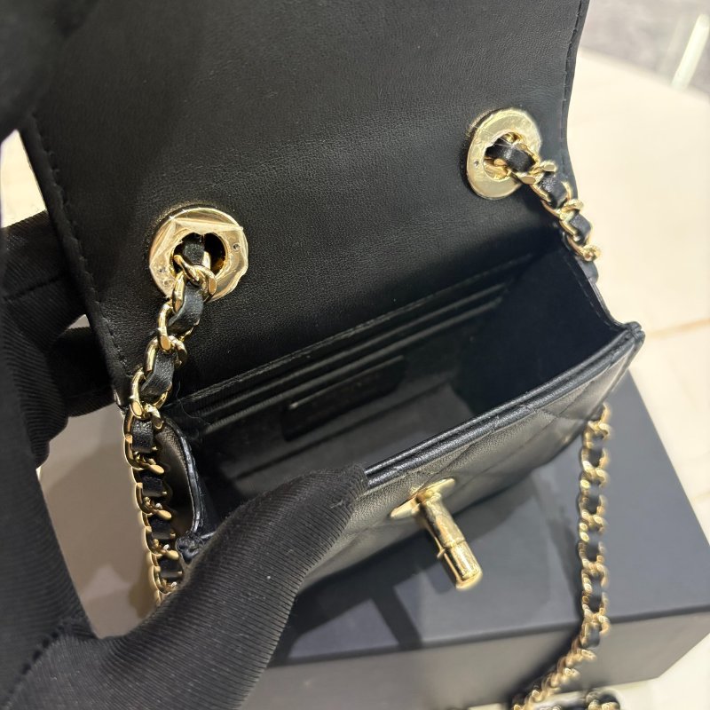 *SHIHNA名牌精品* CHANEL Trendy CC Mini 小羊皮 黑金扣斜背鍊包 保卡款-9
