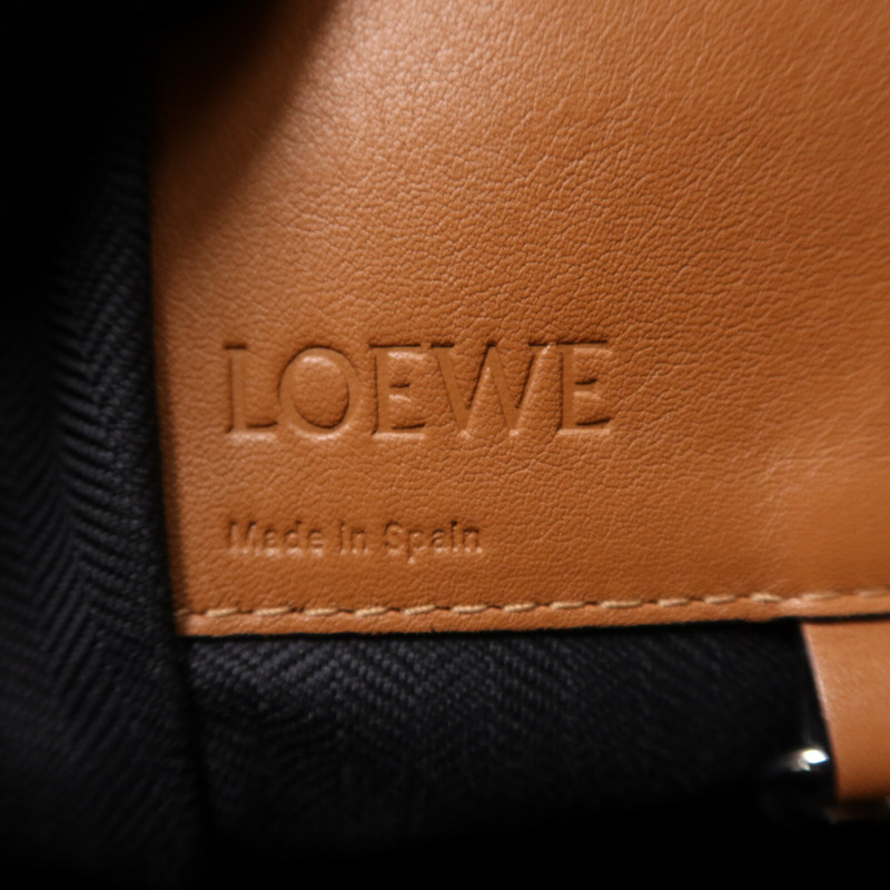 LOEWE 牛皮皮革Hammock Small銀扣肩背袋-4