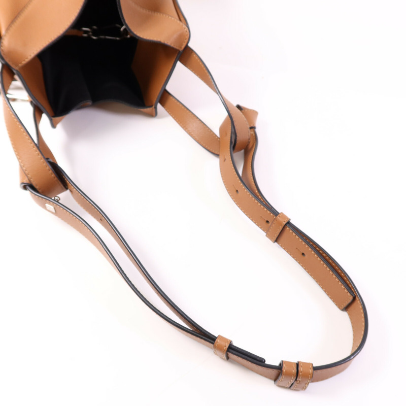 LOEWE 牛皮皮革Hammock Small銀扣肩背袋-7