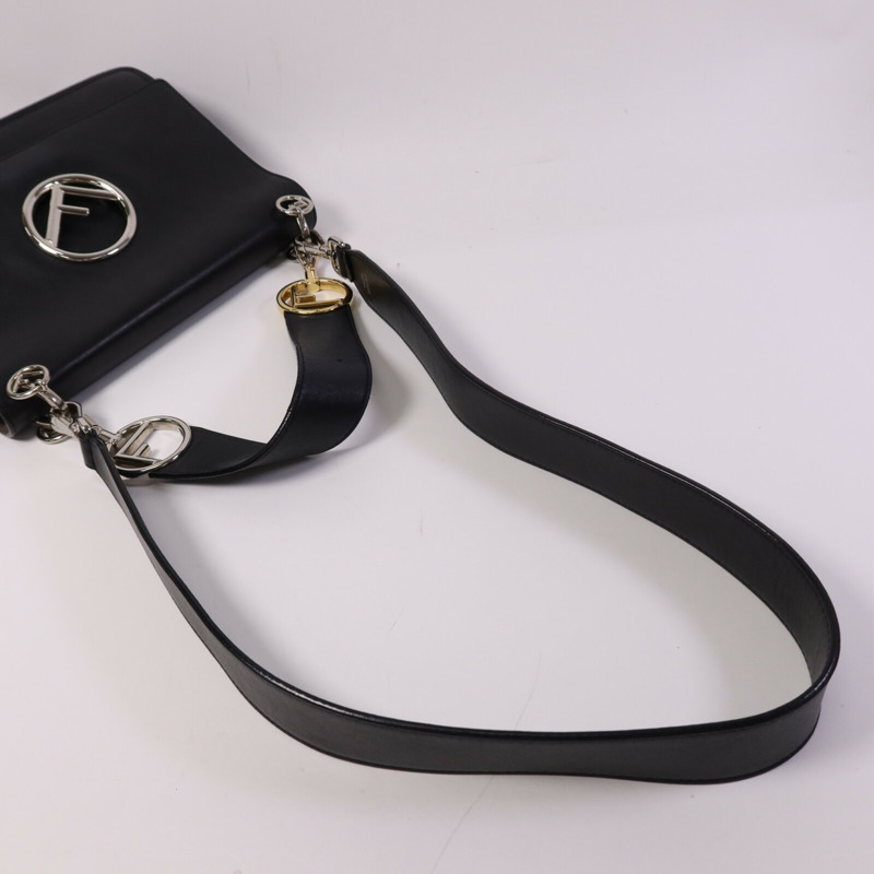 FENDI 牛皮皮革Kan I肩背袋-8