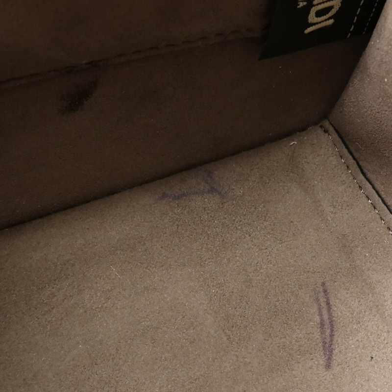 FENDI 牛皮皮革Kan I肩背袋-14