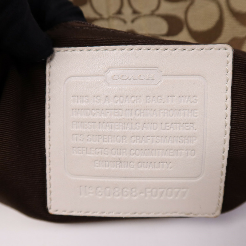 COACH 帆布Soho Hobo銀扣肩背袋-5