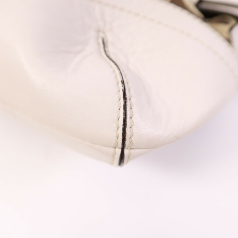 COACH 帆布Soho Hobo銀扣肩背袋-8